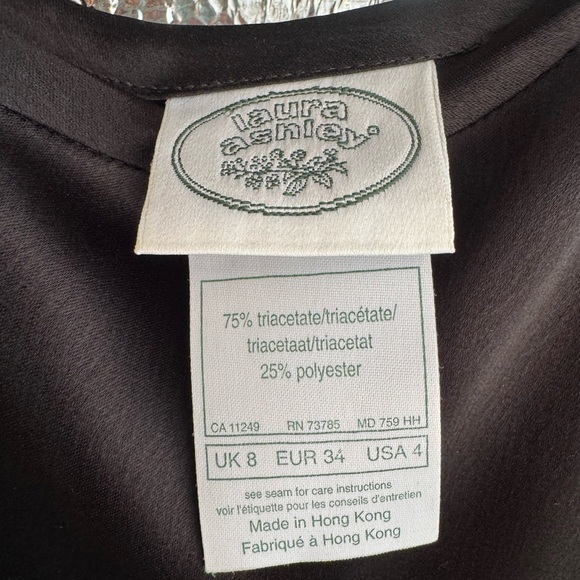 Laura Ashley 90s VTG black satin silky dress .US 4.Full length dress. - Picture 5 of 6